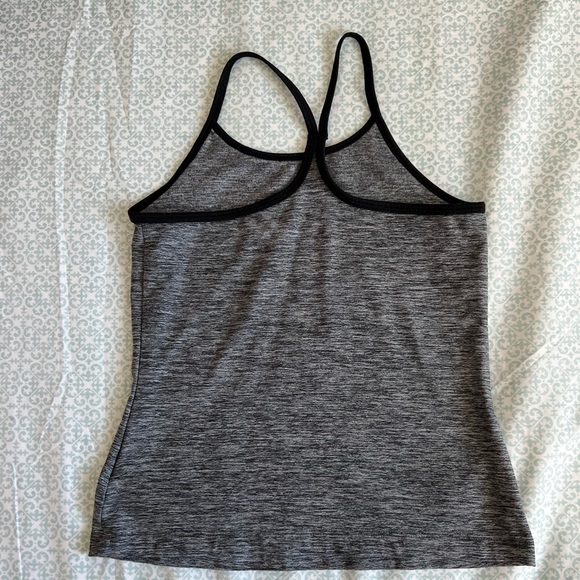 workout top - Picture 2 of 2